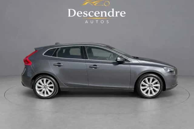 Volvo V40 (2014) thumbnail 6