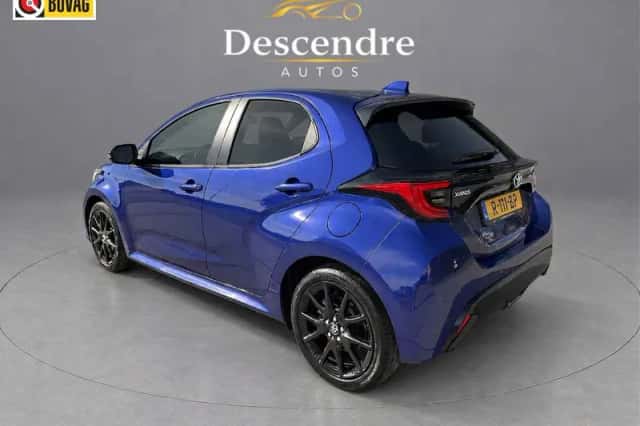 Toyota Yaris (2022) thumbnail 5