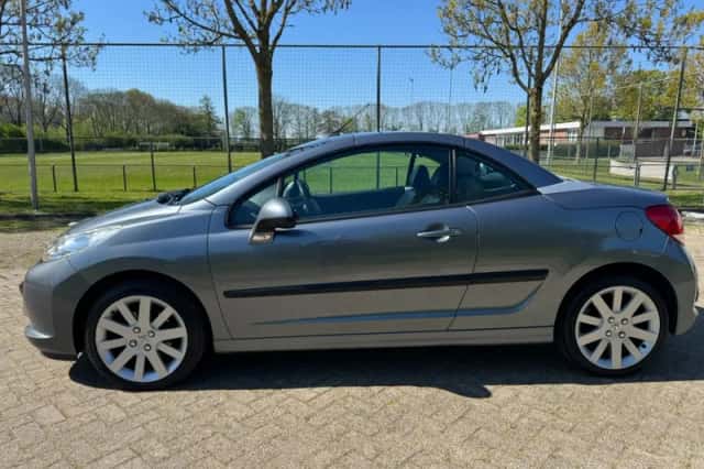 Peugeot 207 (2008) thumbnail 3