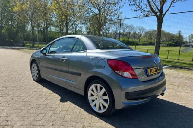 Peugeot 207 (2008) thumbnail 4