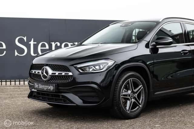 Mercedes-Benz GLA-Klasse (2022) thumbnail 2
