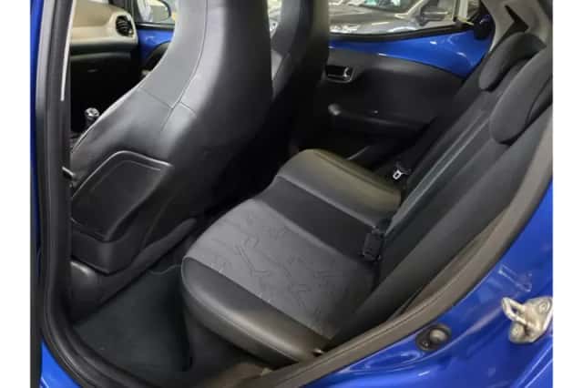 Toyota Aygo (2019) thumbnail 6