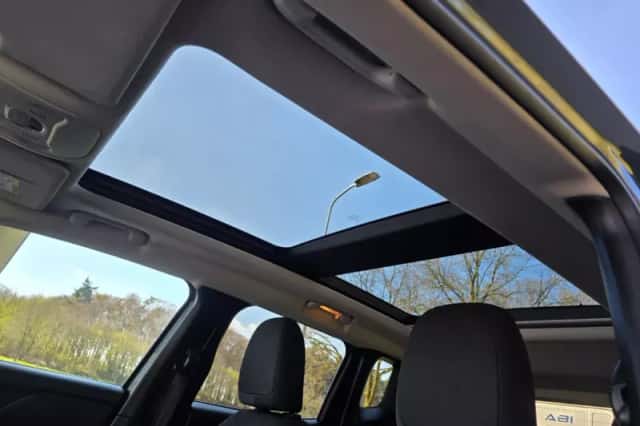 Jeep Renegade (2018) thumbnail 5