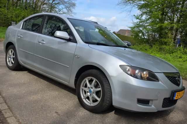 Mazda 3 (2008) thumbnail 2