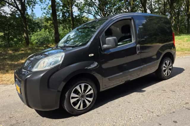 Peugeot Bipper (2011) thumbnail 1