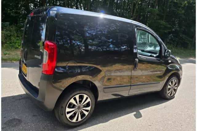 Peugeot Bipper (2011) thumbnail 3