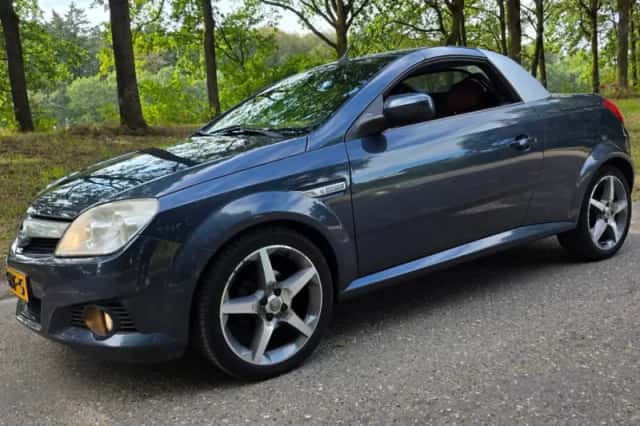 Opel Tigra (2008) thumbnail 5