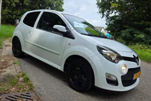 Renault Twingo (2013) thumbnail 2
