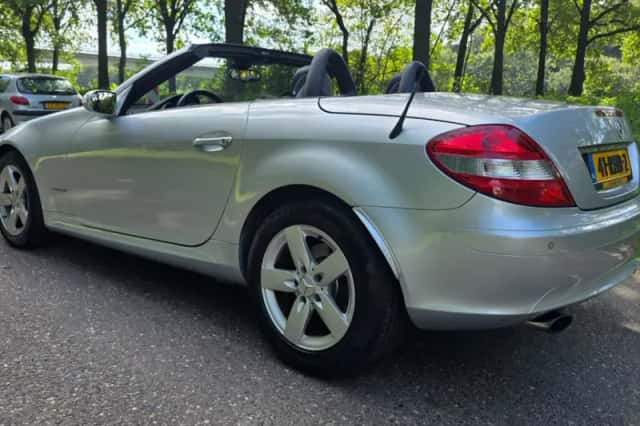 Mercedes-Benz SLK-Klasse (2004) thumbnail 4