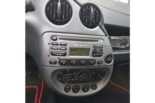 Ford Ka (2006) thumbnail 6