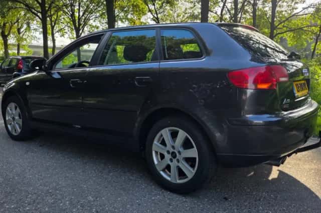 Audi A3 (2008) thumbnail 4