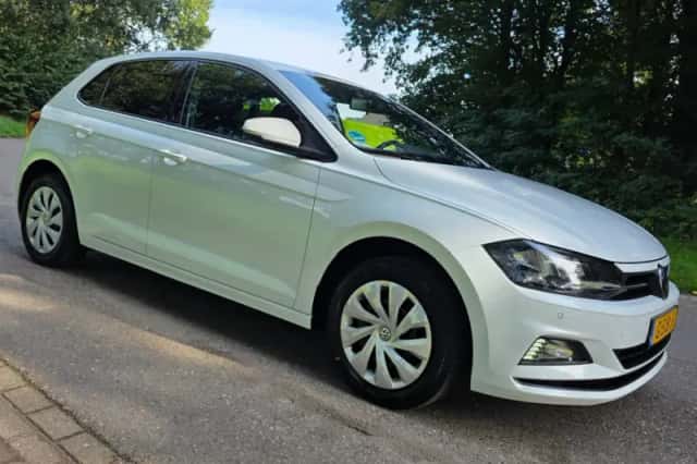 Volkswagen Polo (2019) thumbnail 2