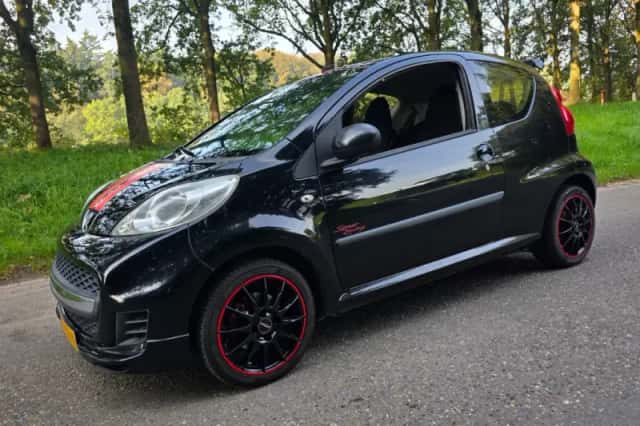 Peugeot 107 (2010) thumbnail 1