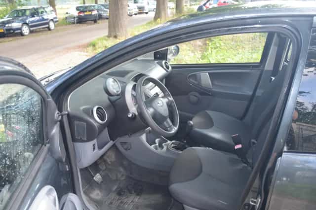Toyota Aygo (2006) thumbnail 5