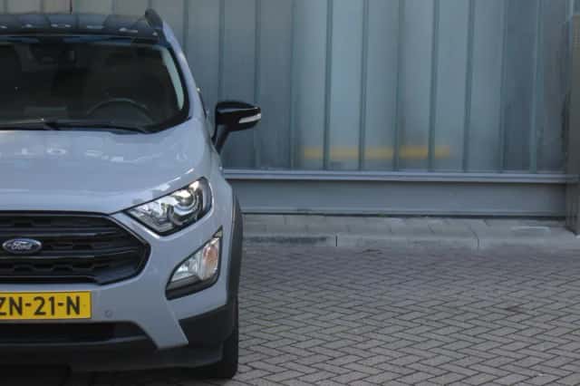 Ford EcoSport (2022) thumbnail 3