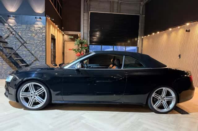 Audi S5 (2010) thumbnail 3