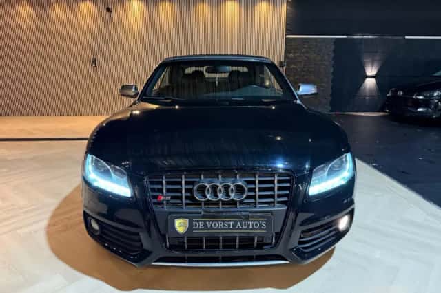 Audi S5 (2010) thumbnail 4