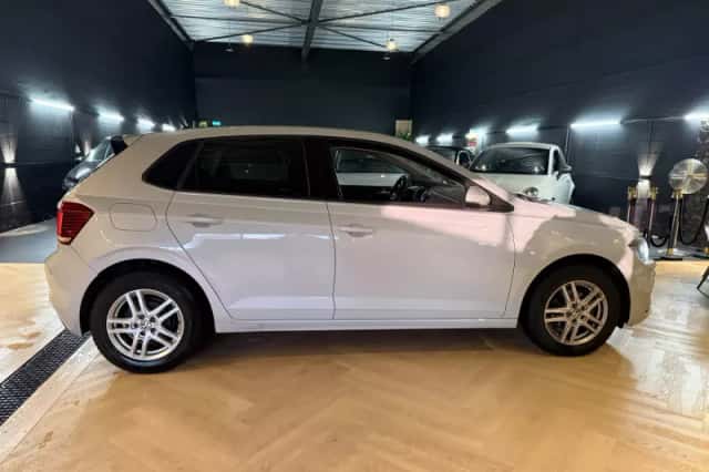 Volkswagen Polo (2018) thumbnail 4