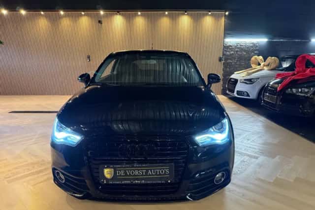 Audi A1 (2012) thumbnail 2