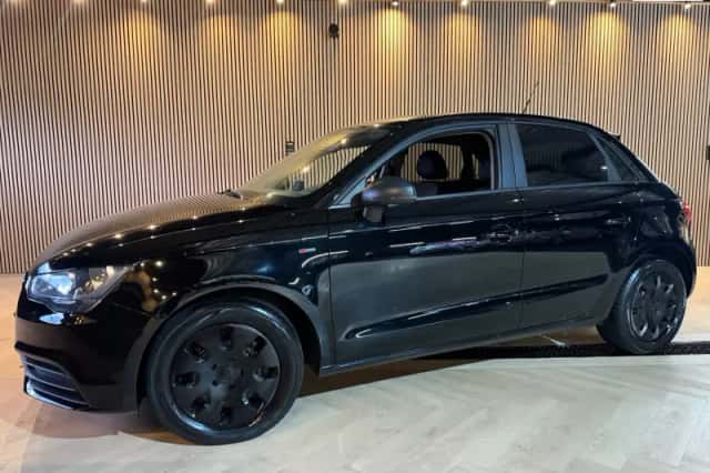 Audi A1 (2013) thumbnail 1