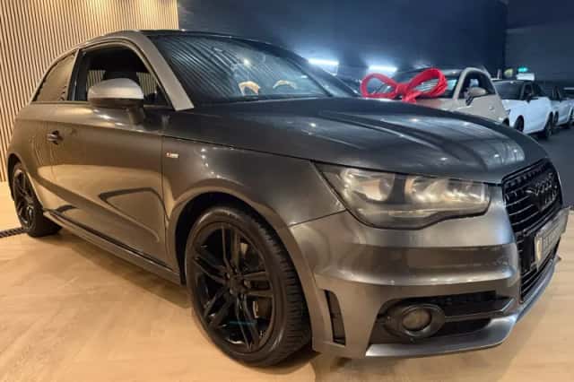Audi A1 (2011) thumbnail 4