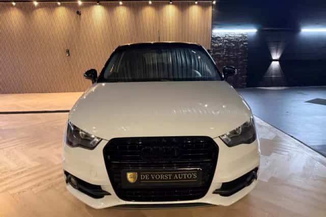 Audi A1 (2013) thumbnail 2