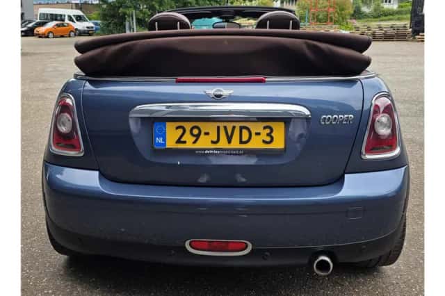 MINI Cooper (2009) thumbnail 5
