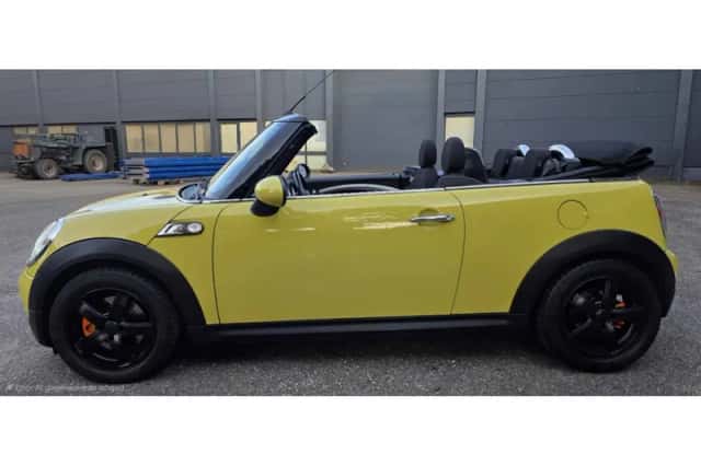MINI Cooper (2009) thumbnail 2