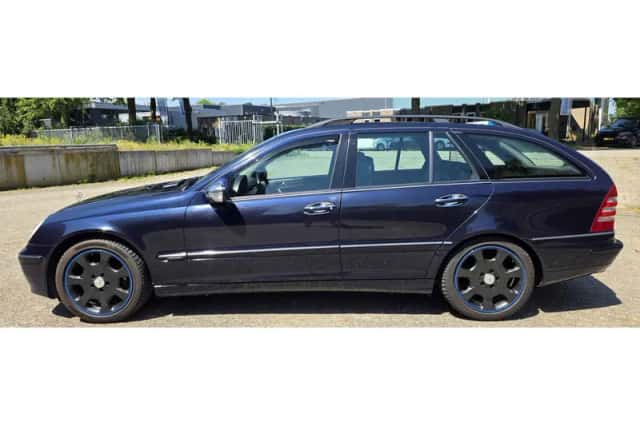 Mercedes-Benz C-Klasse (2006) thumbnail 2