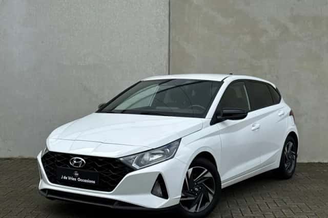Hyundai i20 (2023) thumbnail 1