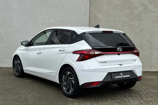 Hyundai i20 (2023) thumbnail 6