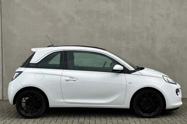 Opel Adam (2017) thumbnail 5