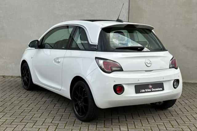 Opel Adam (2017) thumbnail 6