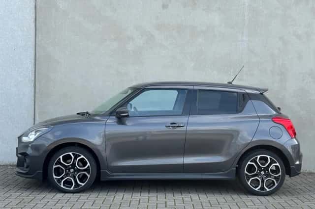 Suzuki Swift (2019) thumbnail 4