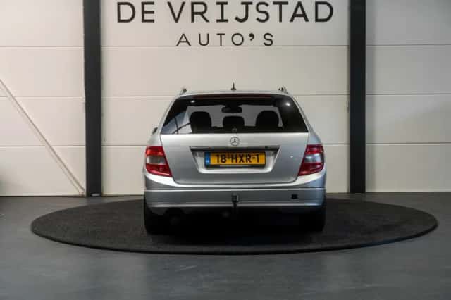 Mercedes-Benz C-Klasse (2009) thumbnail 5