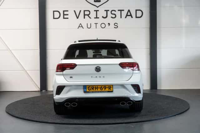 Volkswagen T-Roc (2020) thumbnail 4