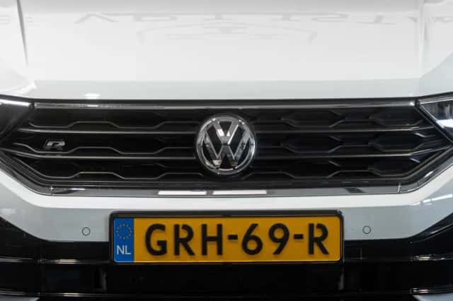 Volkswagen T-Roc (2020) thumbnail 6