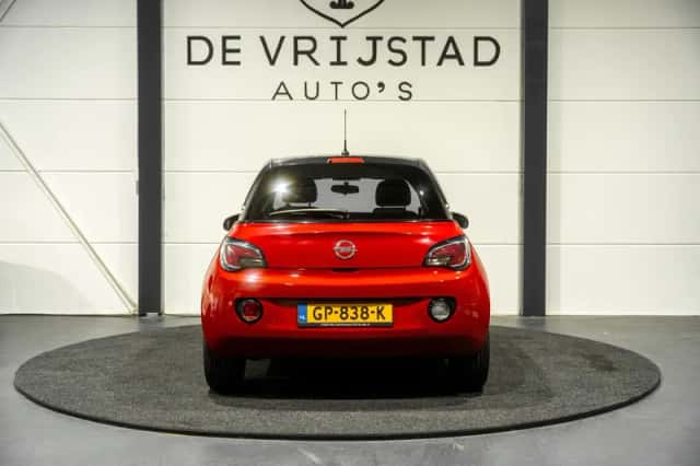 Opel Adam (2013) thumbnail 3