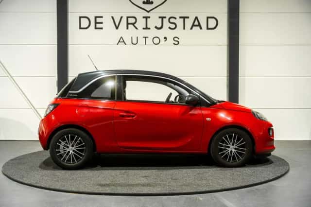 Opel Adam (2013) thumbnail 4