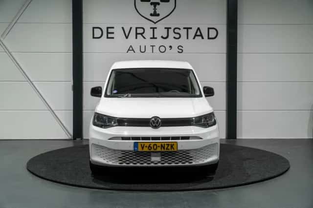 Volkswagen Caddy (2022) thumbnail 5