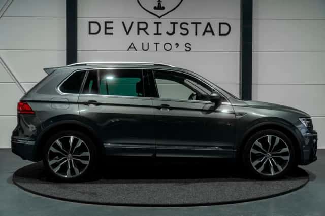 Volkswagen Tiguan (2018) thumbnail 4
