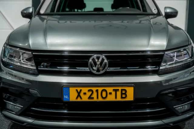 Volkswagen Tiguan (2018) thumbnail 6