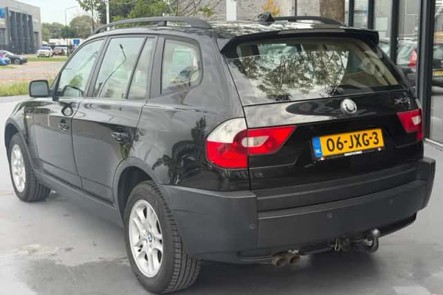 BMW X3 (2004) thumbnail 6
