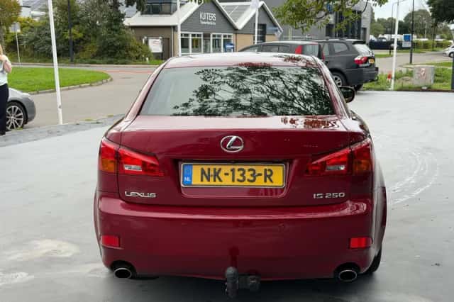 Lexus IS (2007) thumbnail 5