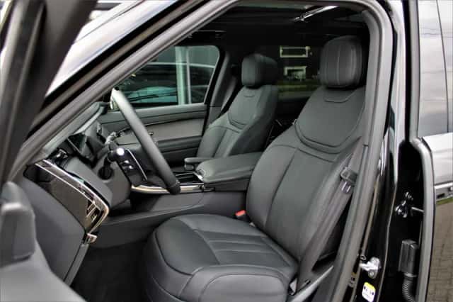 Land Rover Range Rover Sport (2025) thumbnail 4
