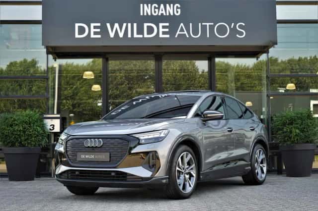 Audi Q4 e-tron (2023) thumbnail 1