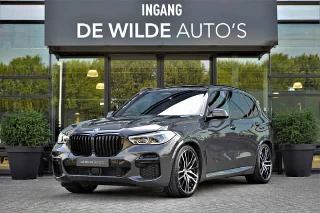 BMW X5 (2022) thumbnail 1