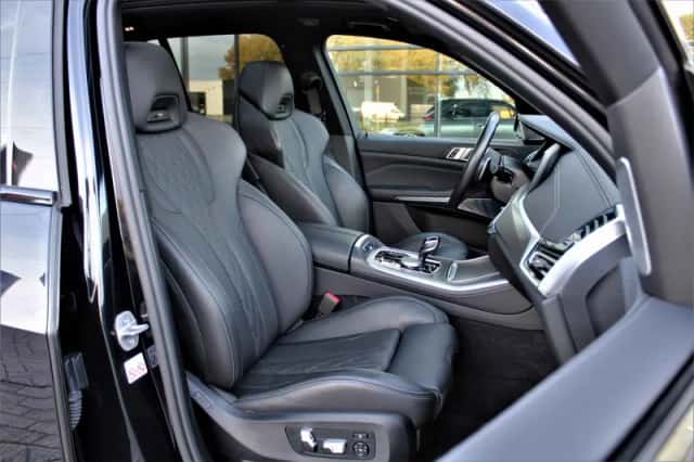 BMW X5 (2022) thumbnail 4