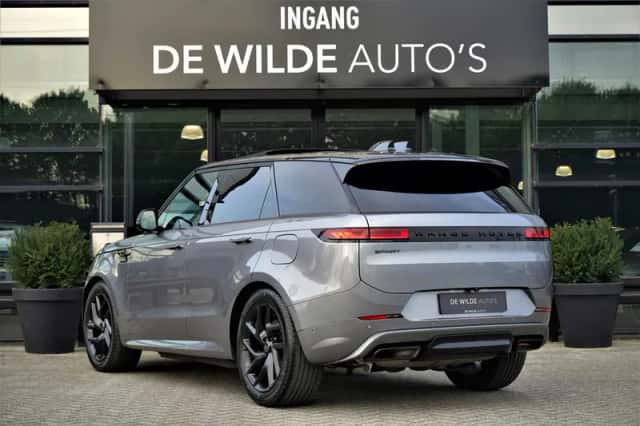Land Rover Range Rover Sport (2025) thumbnail 2