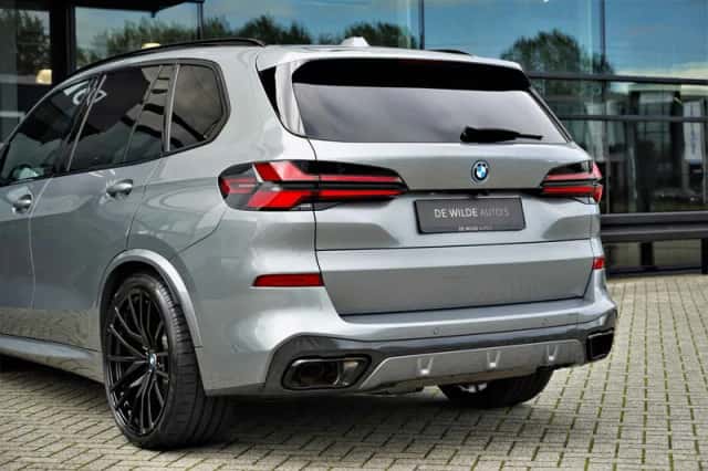 BMW X5 (2025) thumbnail 6
